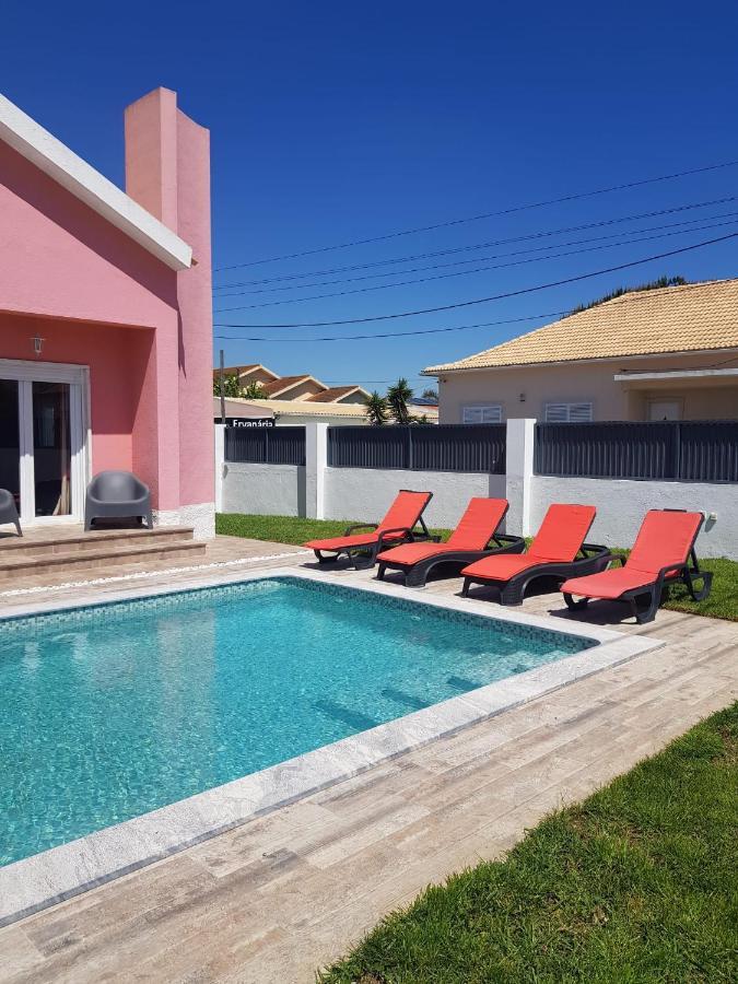 Family Villa Pool & Beach Caparica Ngoại thất bức ảnh